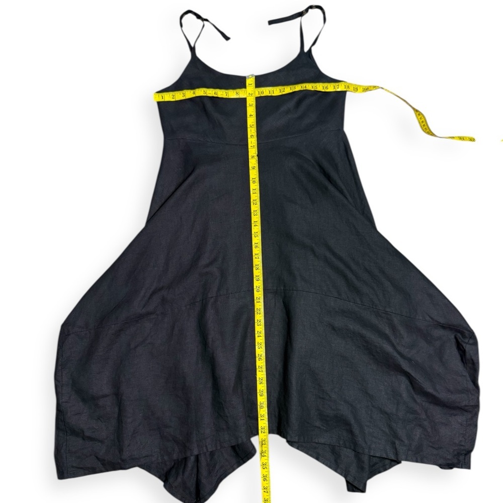 Artists and Revolutionaries black linen a-line
dress size M CBK - Picture 4 of 8